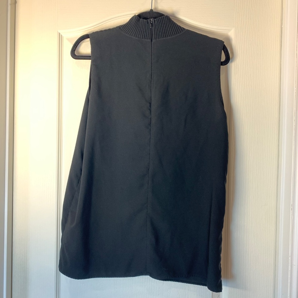 Maison Cinqcent Black Sleeveless Mock Neck Top – Zip Back – M – Minimal Chic - Picture 2 of 9